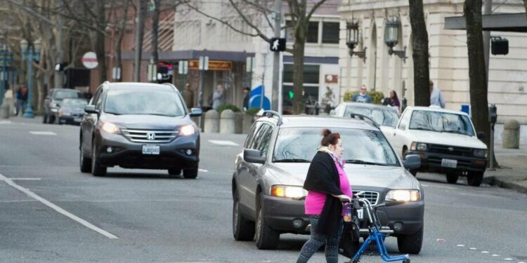 HOW TO AVOID BEING HIT BY A CAR WHILE WALKING ON THE STREET