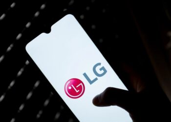 LG IMS Keeps Stopping